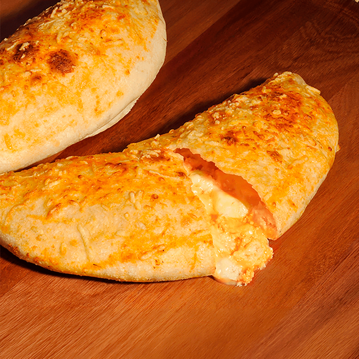 Calzone Frango Ao Cheddar